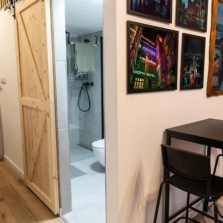 Przy Dworcu Glownym Pkp Apartmán Vratislav