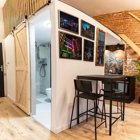 Apartmán Przy Dworcu Glownym Pkp Vratislav