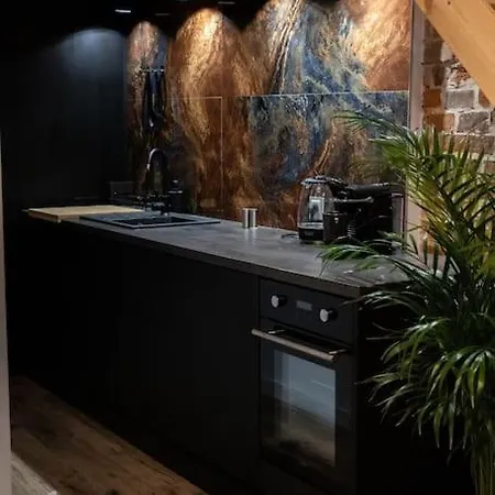 Przy Dworcu Glownym Pkp Apartmán *